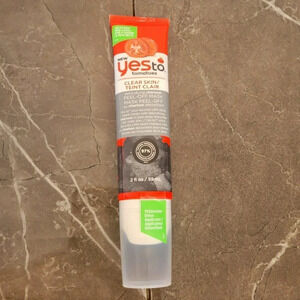 YES to Tomatoes Clear Skin  Mask Charcoal